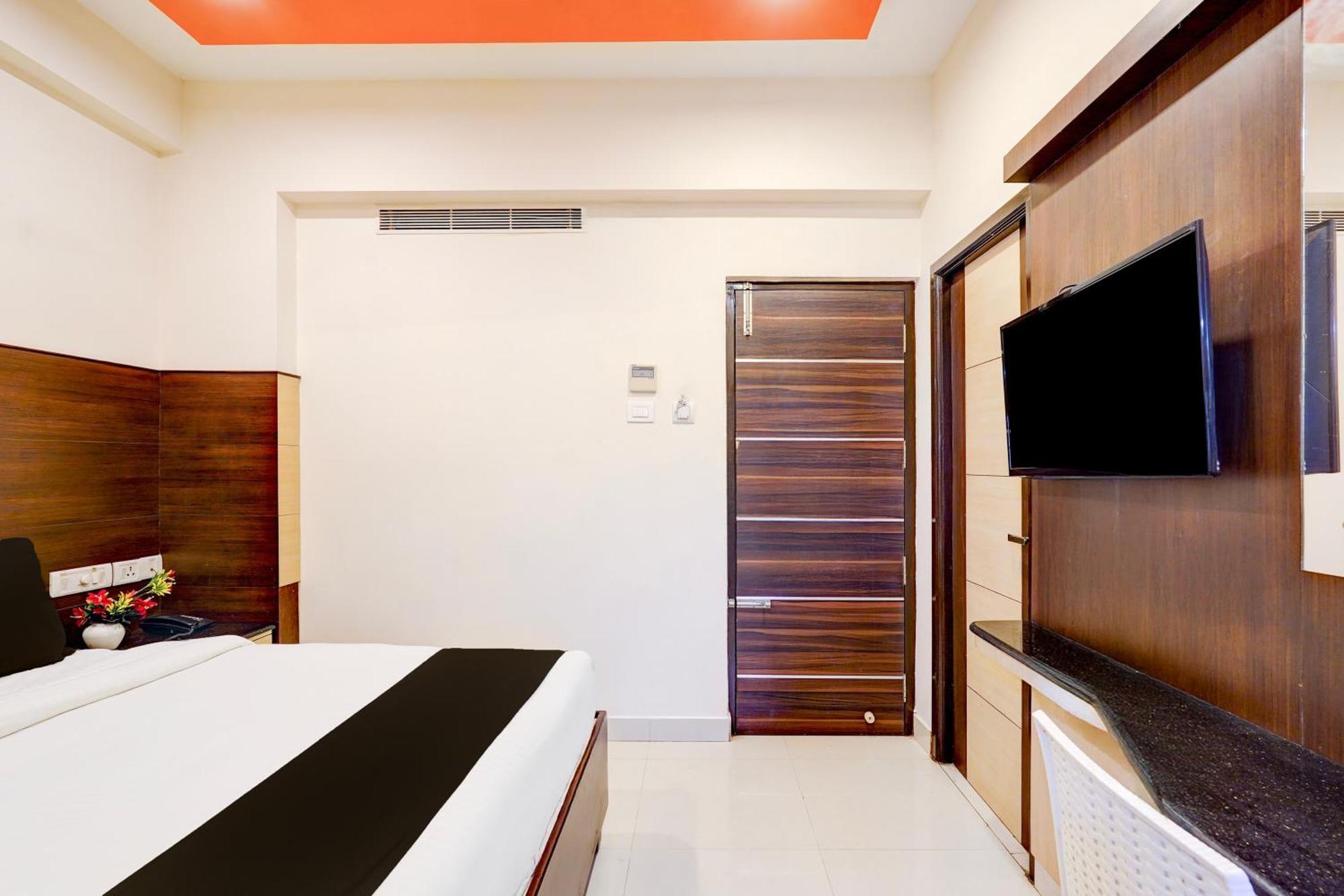 Super Townhouse Chennai Near Airport Formerly Sai Bala Budget ภายนอก รูปภาพ