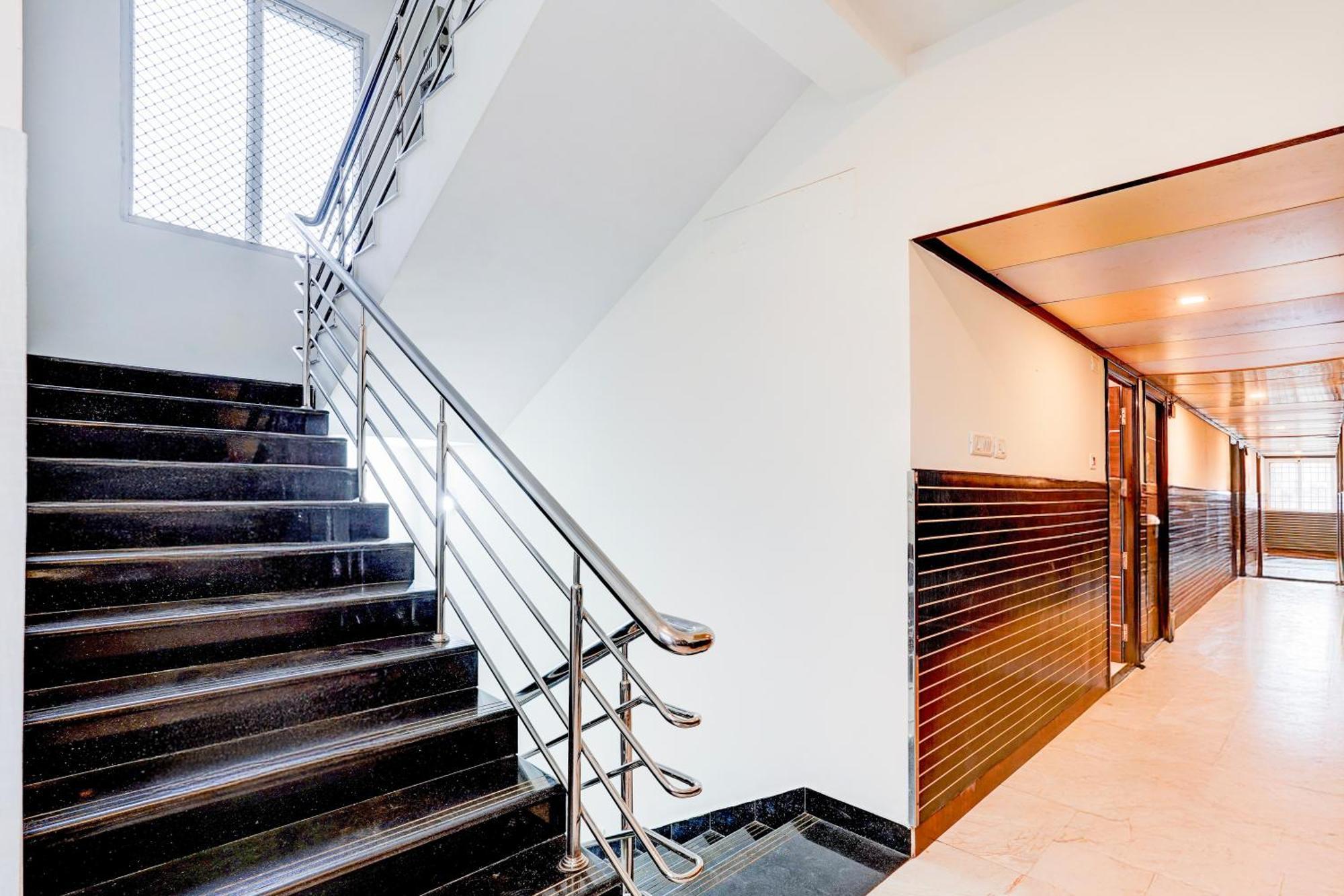 Super Townhouse Chennai Near Airport Formerly Sai Bala Budget ภายนอก รูปภาพ