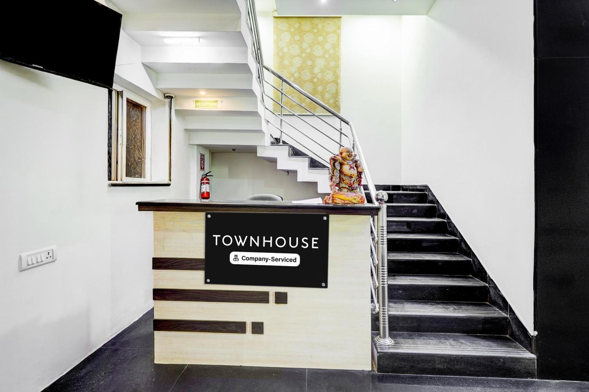 Super Townhouse Chennai Near Airport Formerly Sai Bala Budget ภายนอก รูปภาพ