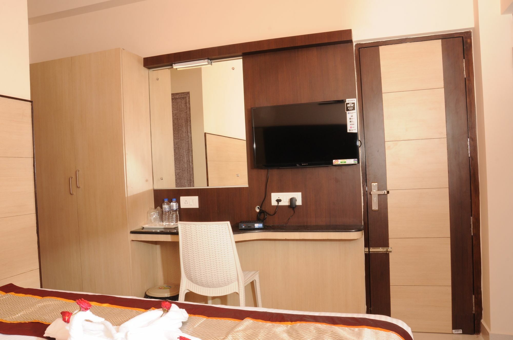 Super Townhouse Chennai Near Airport Formerly Sai Bala Budget ภายนอก รูปภาพ
