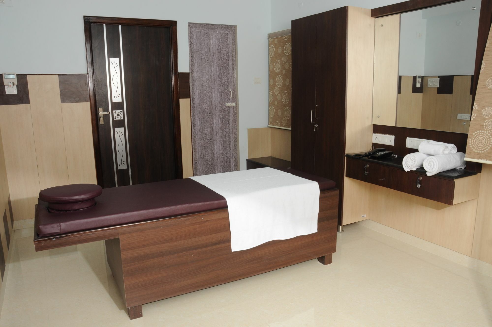 Super Townhouse Chennai Near Airport Formerly Sai Bala Budget ภายนอก รูปภาพ